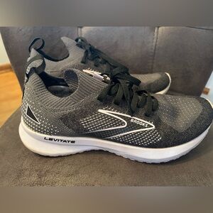 Brooks Levitate Women’s Running Shoes - Black/purple